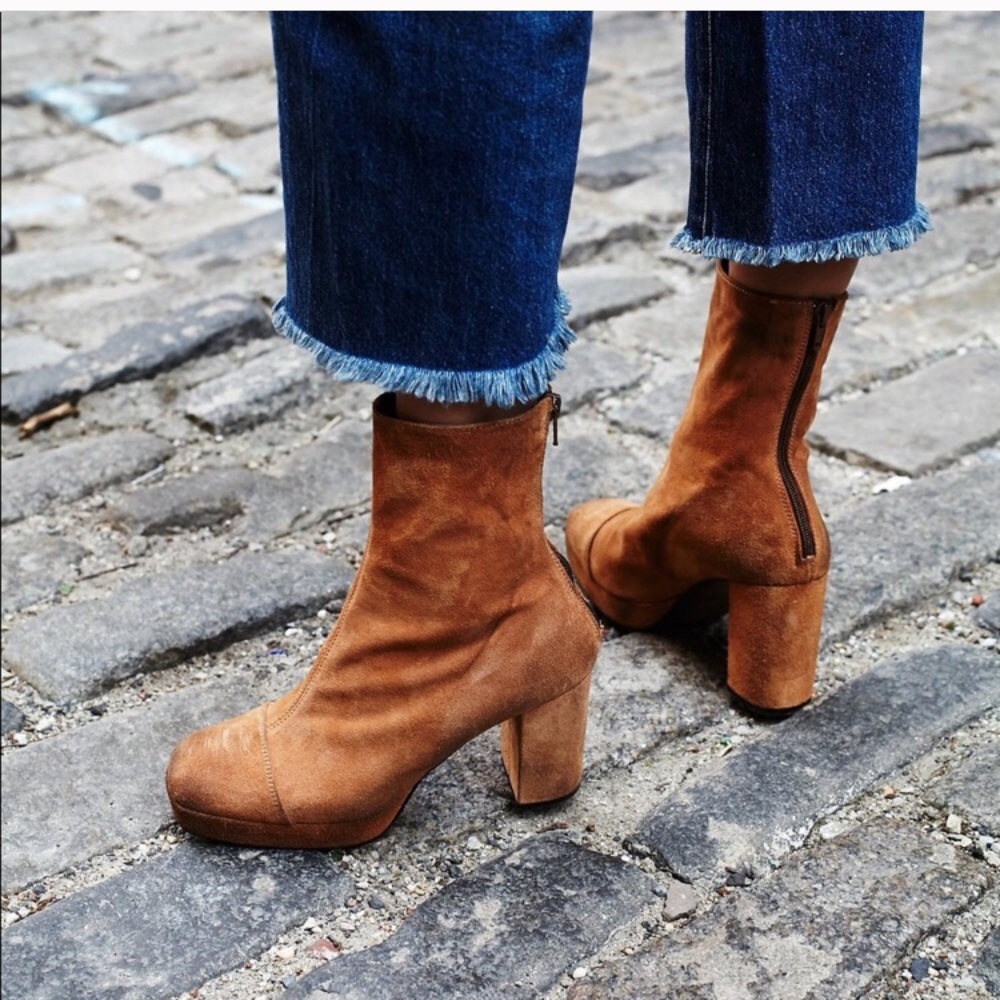 Day for night boots #RARE #SOLDOUT #NWT